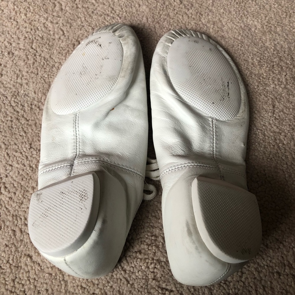 Women’s Jazz shoes white 7M lace up - Picture 3 of 5
